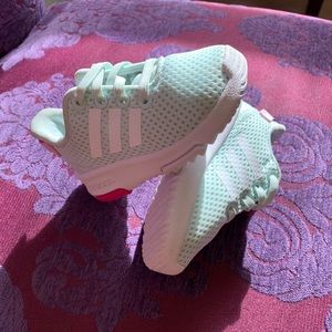 Baby/Toddler  Adidas racer tr inf